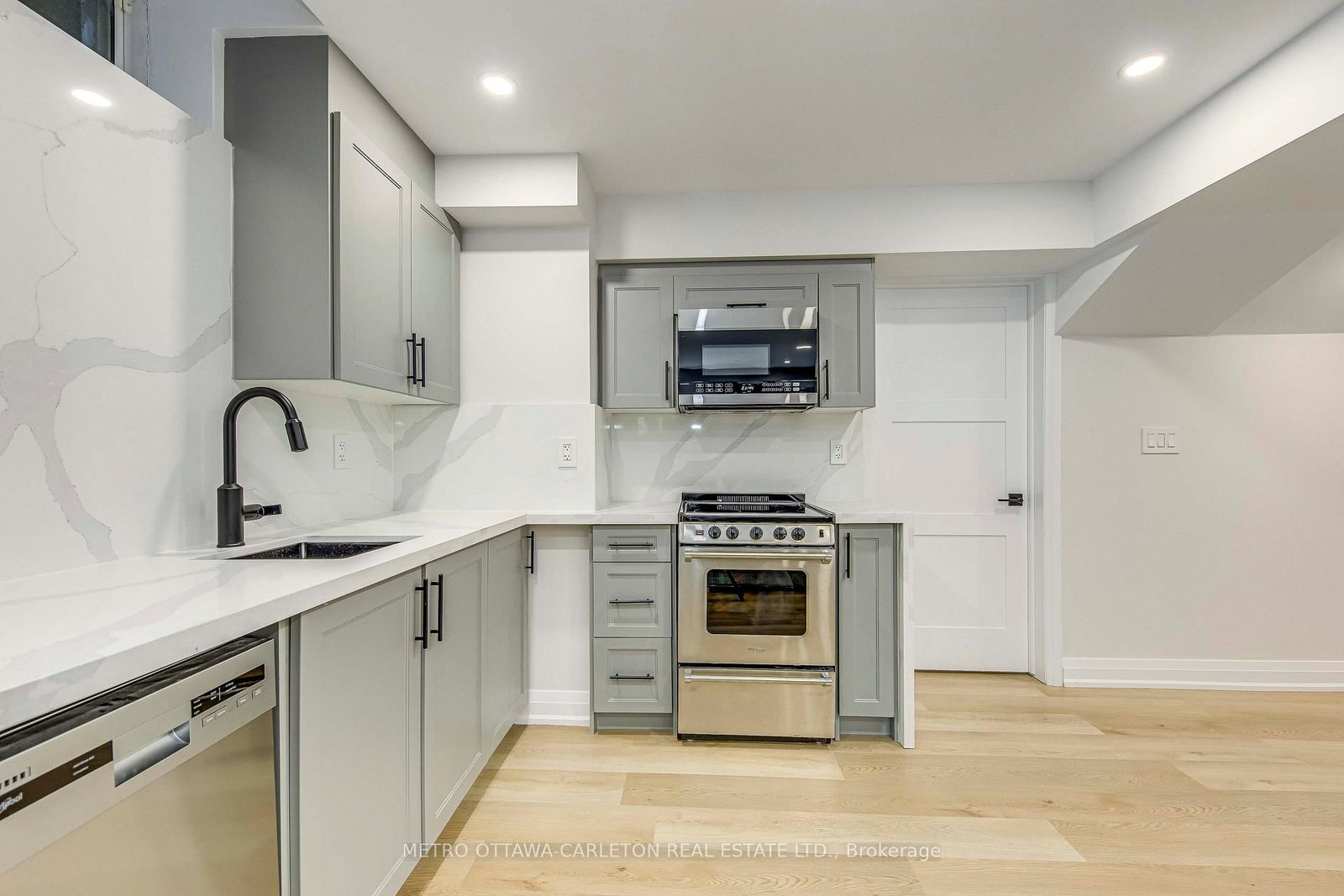 13 Franmar Road, Unit LOWER UNIT - Photo 6