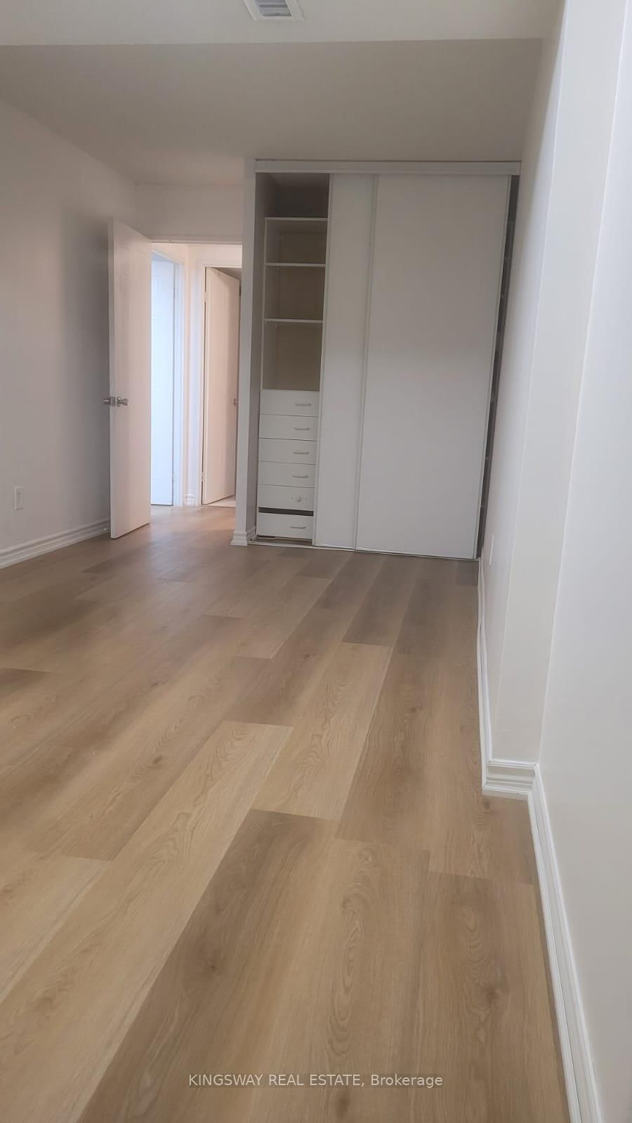 350 Webb Drive N, Unit 509 - Photo 9