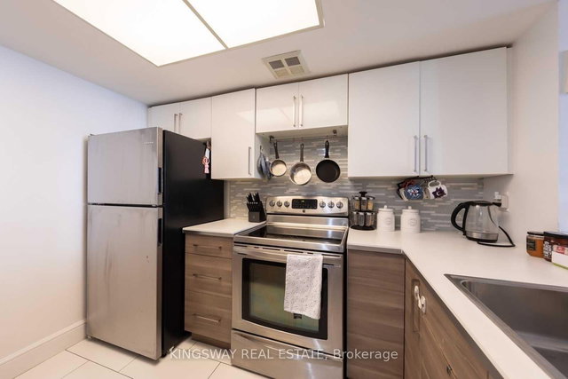 1004 - 300 Webb Drive