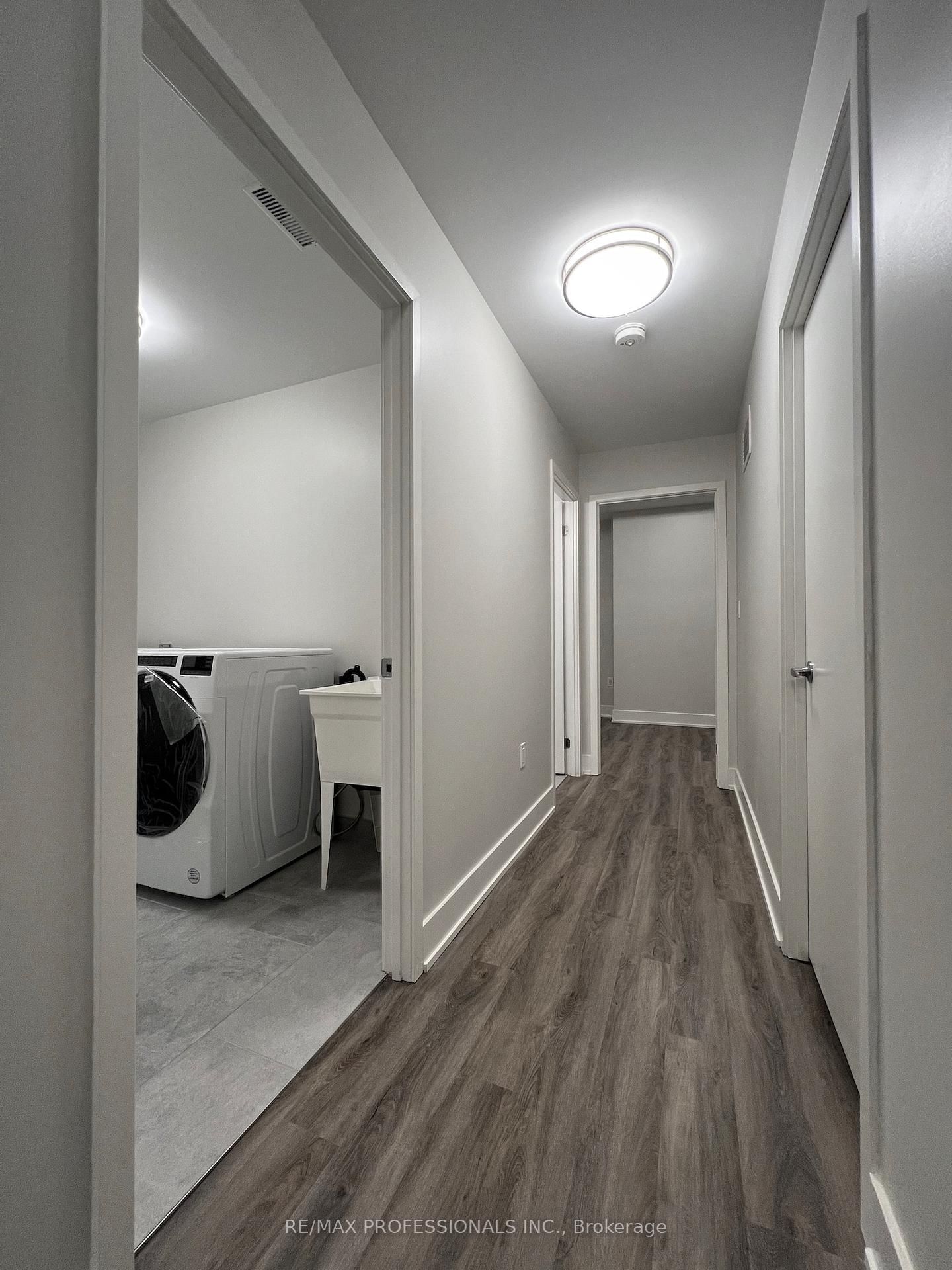 62 Dixfield Drive, Unit 106 - Photo 18