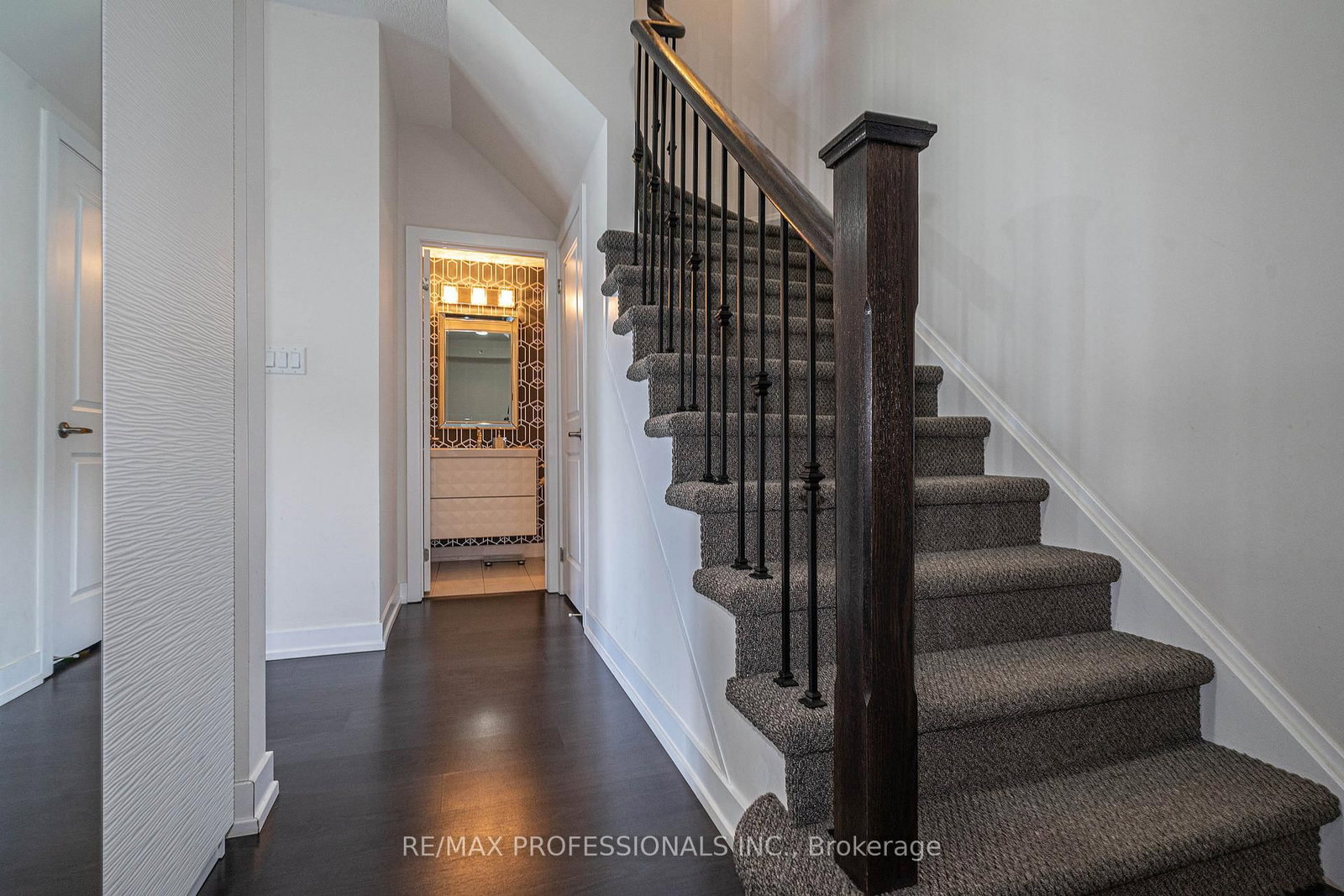 6 Drummond Street, Unit 320 - Photo 10