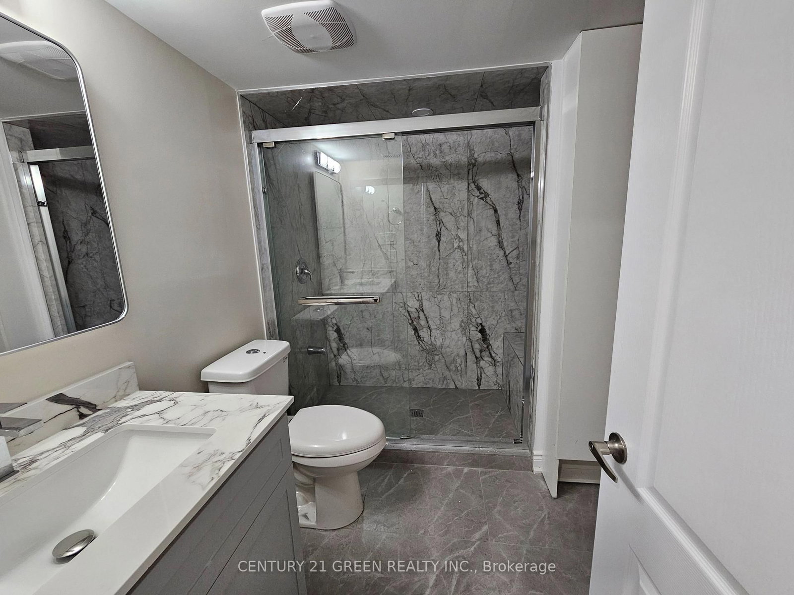 15172 Danby Road, Unit Bsmt - Photo 7