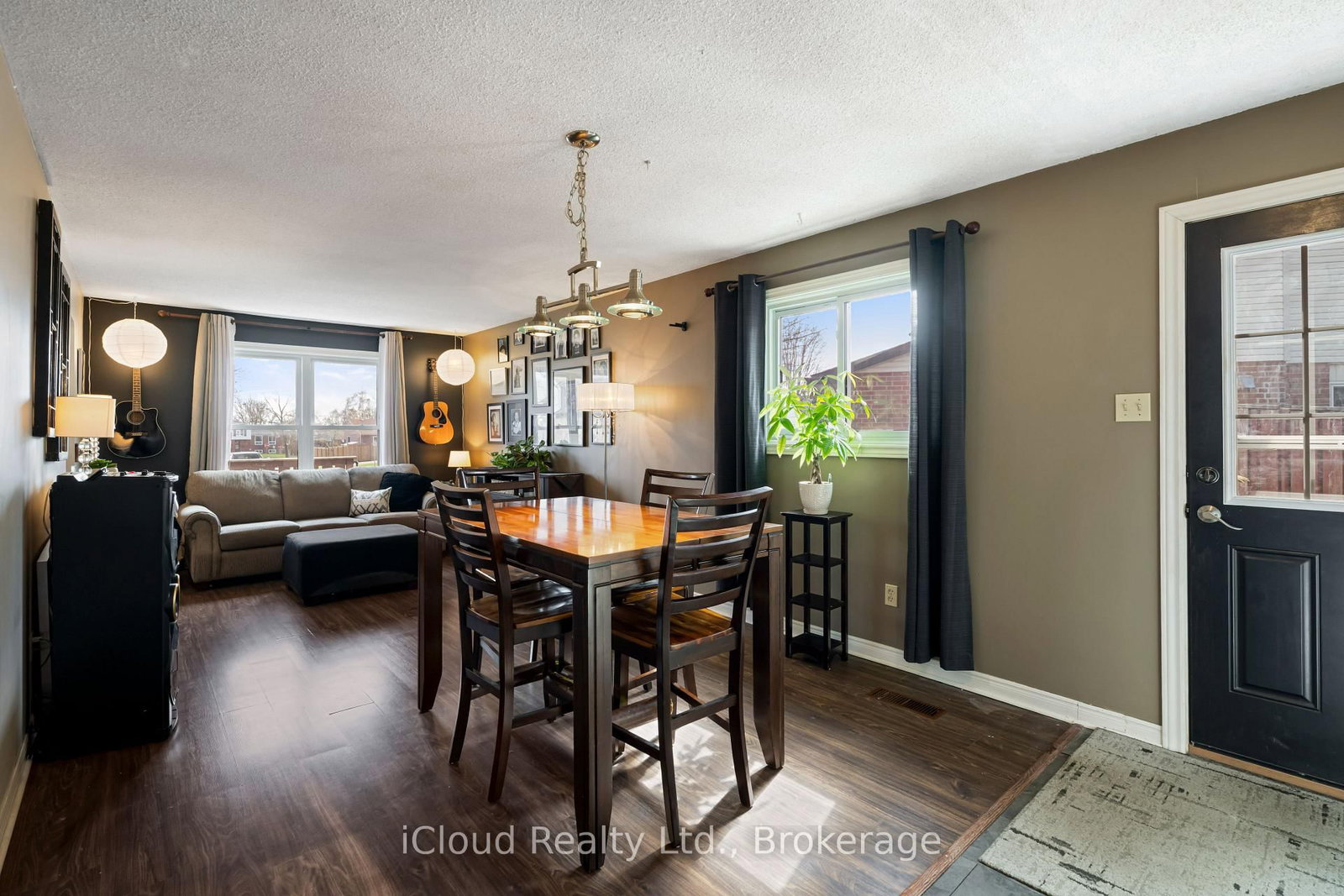 60 Cannon Court W - Photo 8