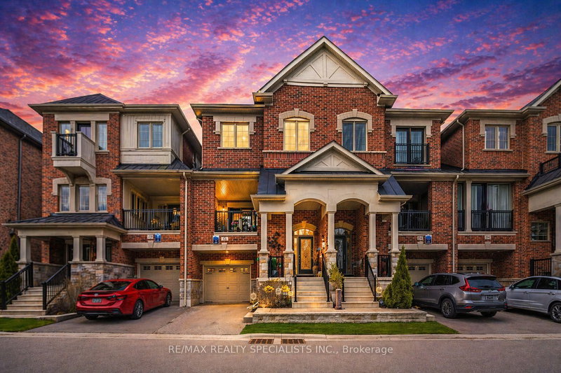 82 Oakmore Lane, Brampton, Ontario