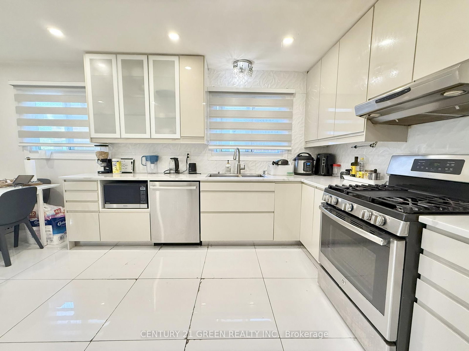 963 Lovingston Crescent, Unit Upper - Photo 10