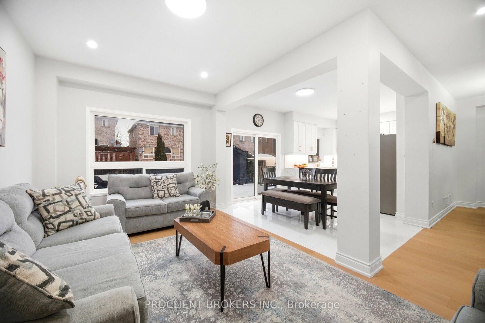 Detached House for sale at 459 Pettit Trail, Milton, Ontario, L9T 6N9 - Clarke - MLS: W13033642