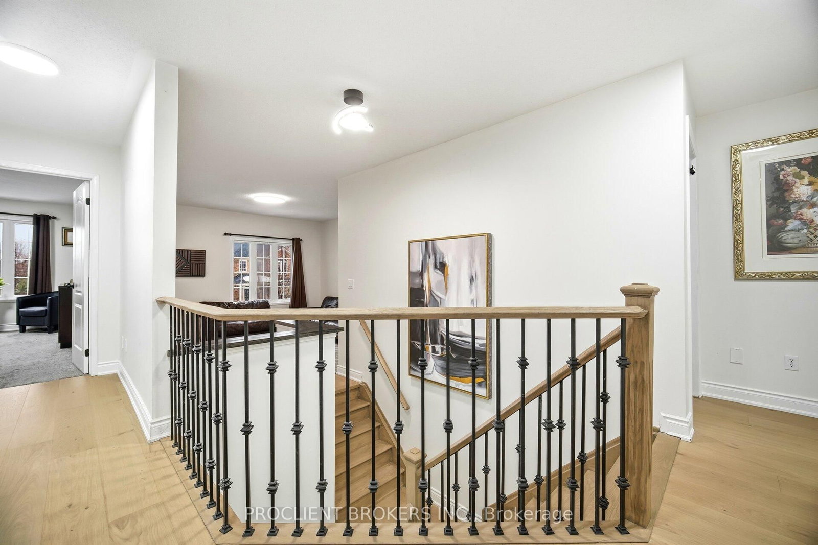 Detached House for sale at 459 Pettit Trail, Milton, Ontario, L9T 6N9 - Clarke - MLS: W13033642