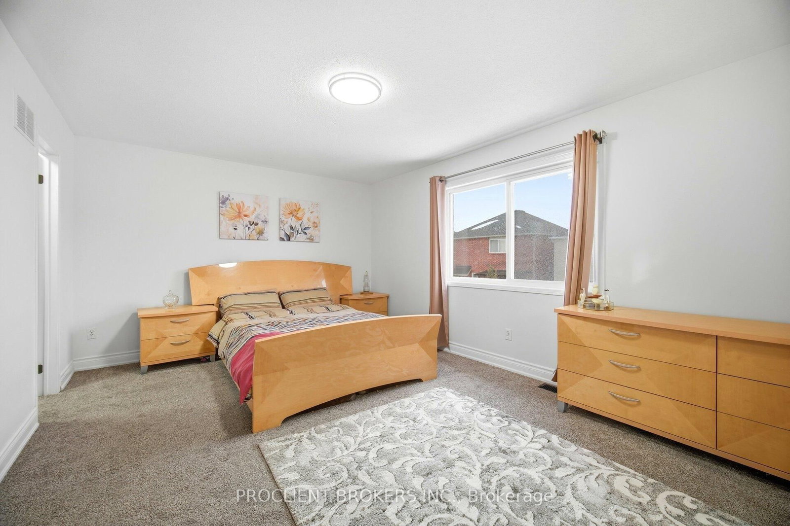 Detached House for sale at 459 Pettit Trail, Milton, Ontario, L9T 6N9 - Clarke - MLS: W13033642