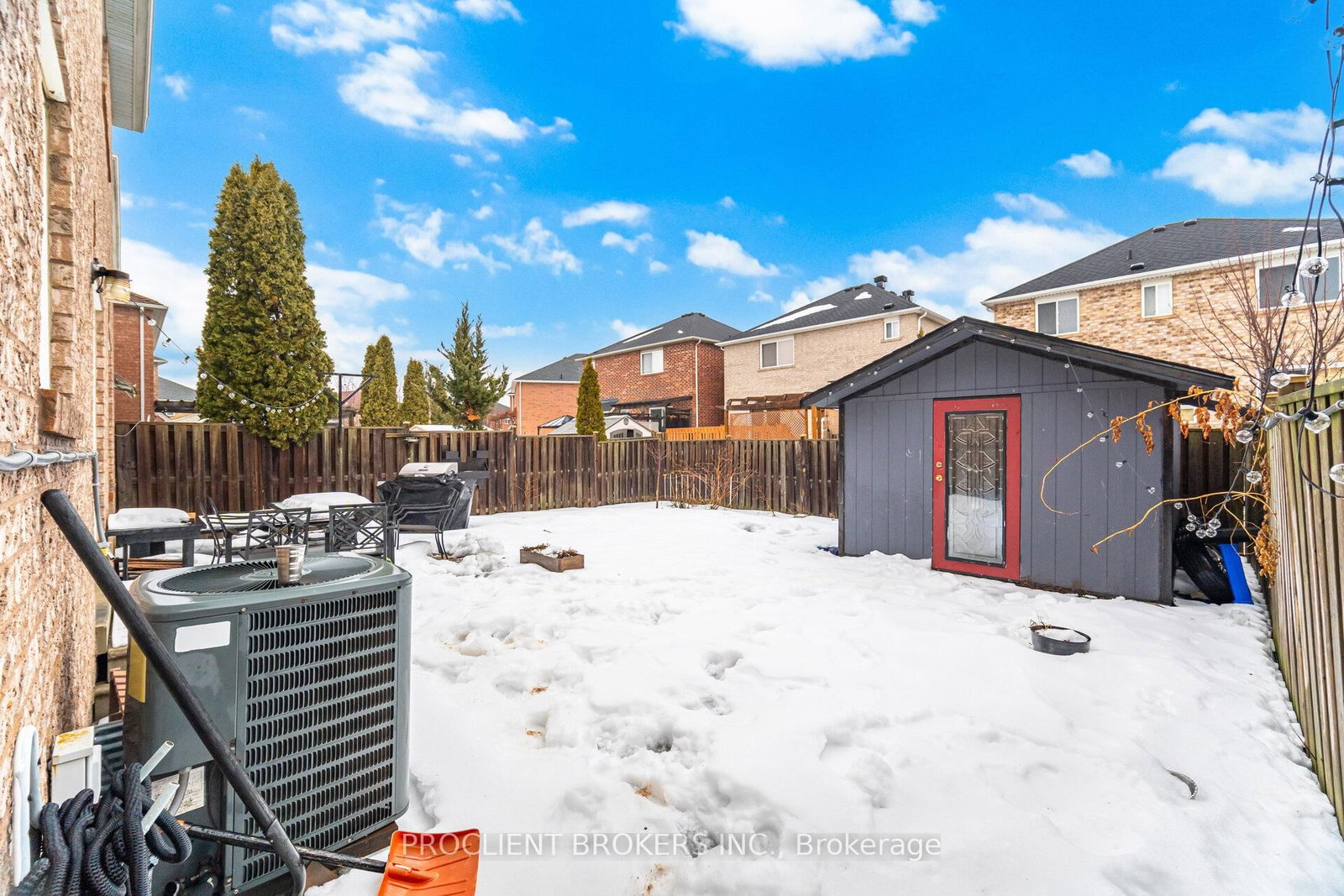 Detached House for sale at 459 Pettit Trail, Milton, Ontario, L9T 6N9 - Clarke - MLS: W13033642