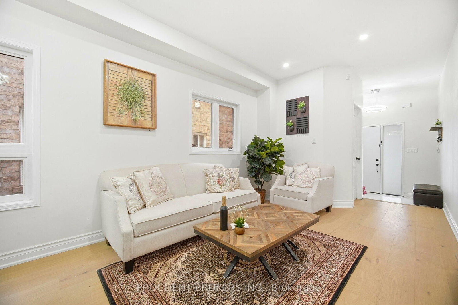 Detached House for sale at 459 Pettit Trail, Milton, Ontario, L9T 6N9 - Clarke - MLS: W13033642