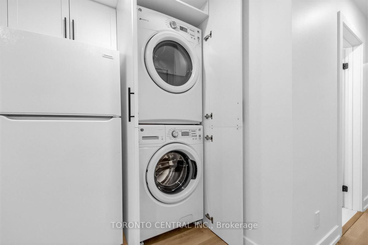 171 Parkside Drive, Unit Basement - Photo 17