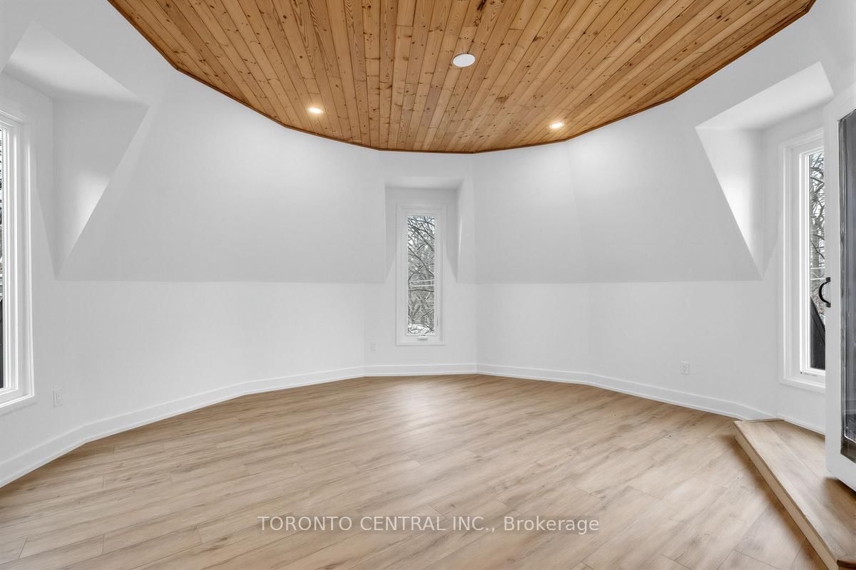 171 Parkside Drive, Unit Upper - Photo 8