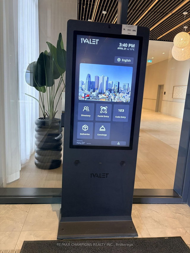 2120 - 15 Skyridge Drive