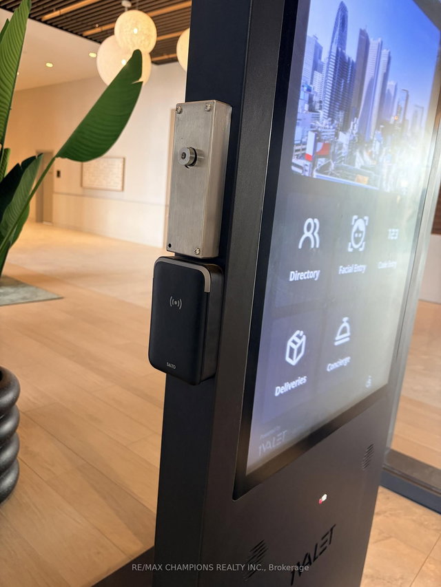 2120 - 15 Skyridge Drive