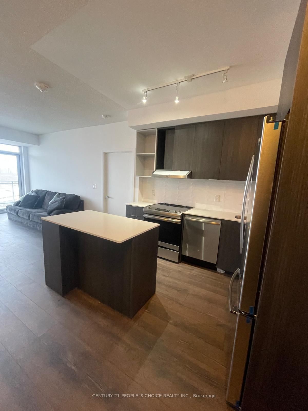 2520 Eglinton Avenue W, Unit 810 - Photo 2