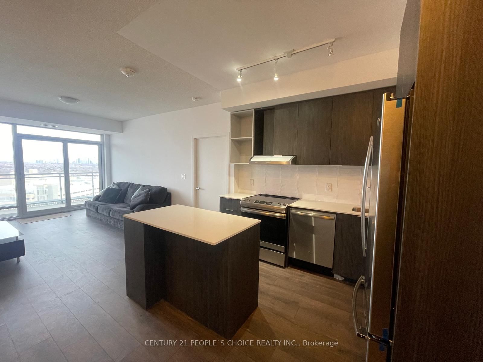 2520 Eglinton Avenue W, Unit 810 - Photo 6