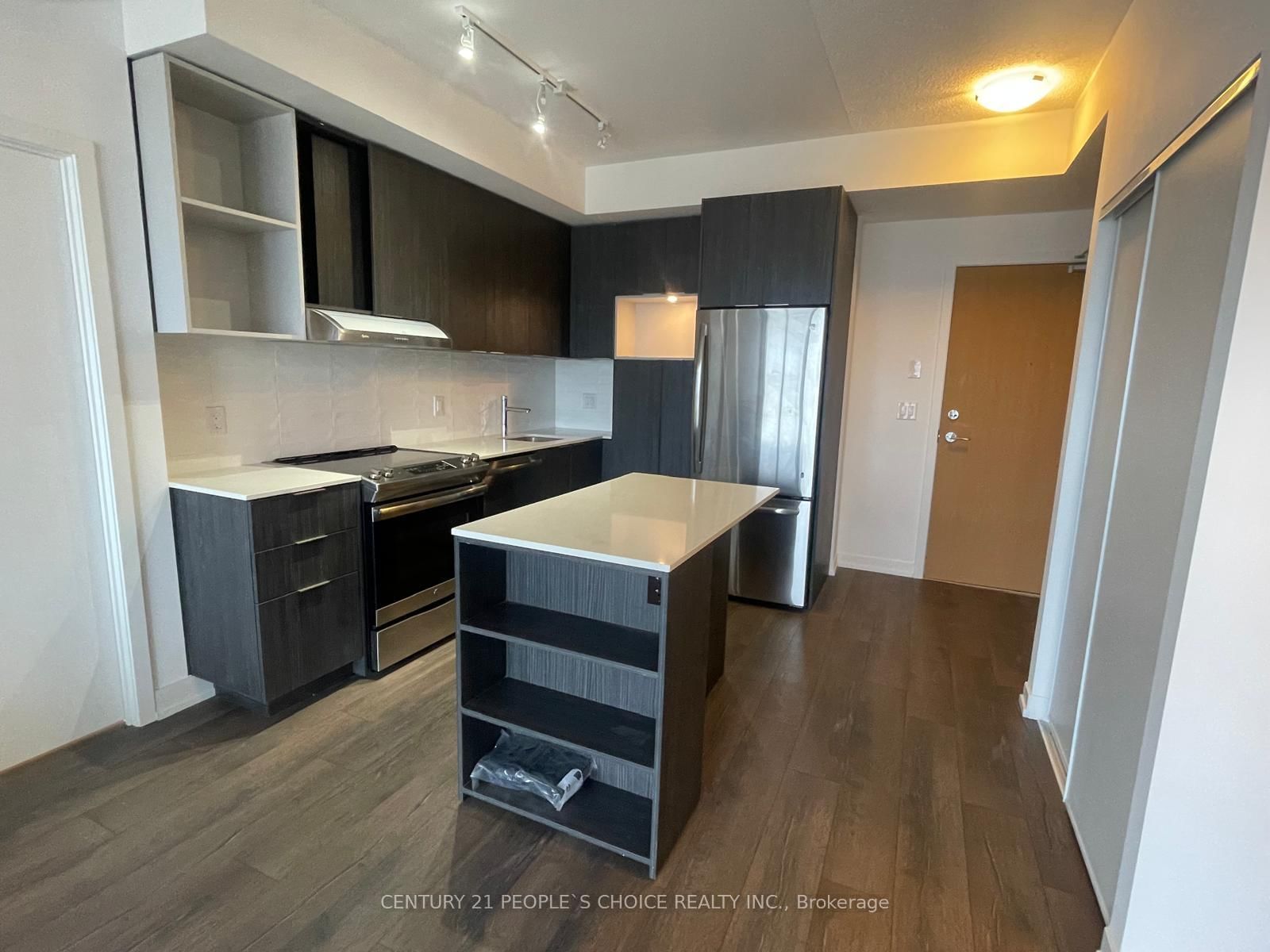 2520 Eglinton Avenue W, Unit 810 - Photo 8