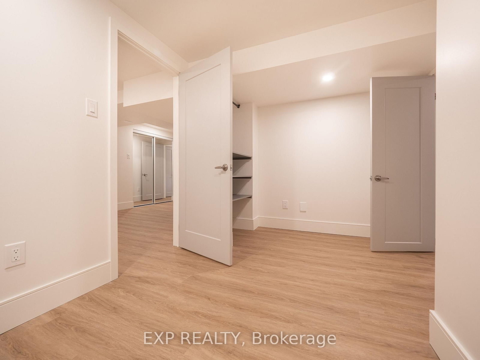 4591 Credit Pointe Drive, Unit Bsmt - Photo 20