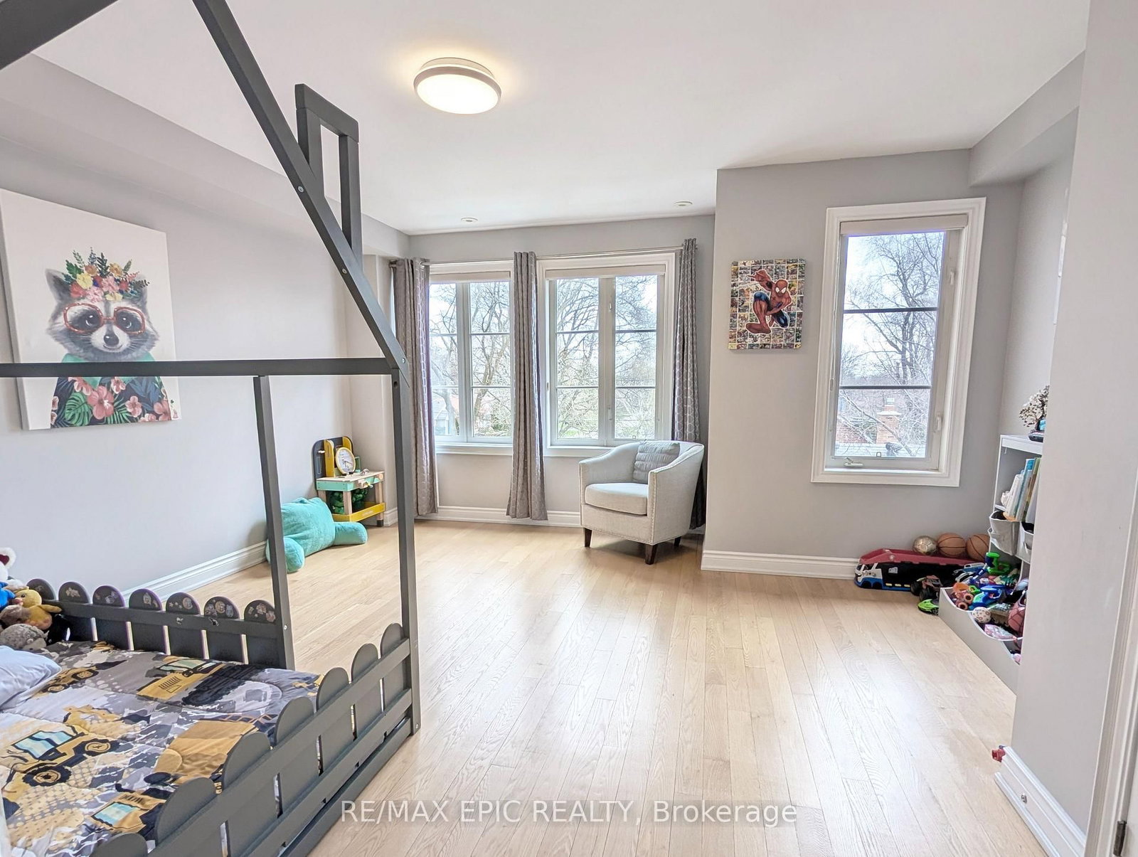 235 VAN DUSEN Boulevard, Unit 3 - Photo 10