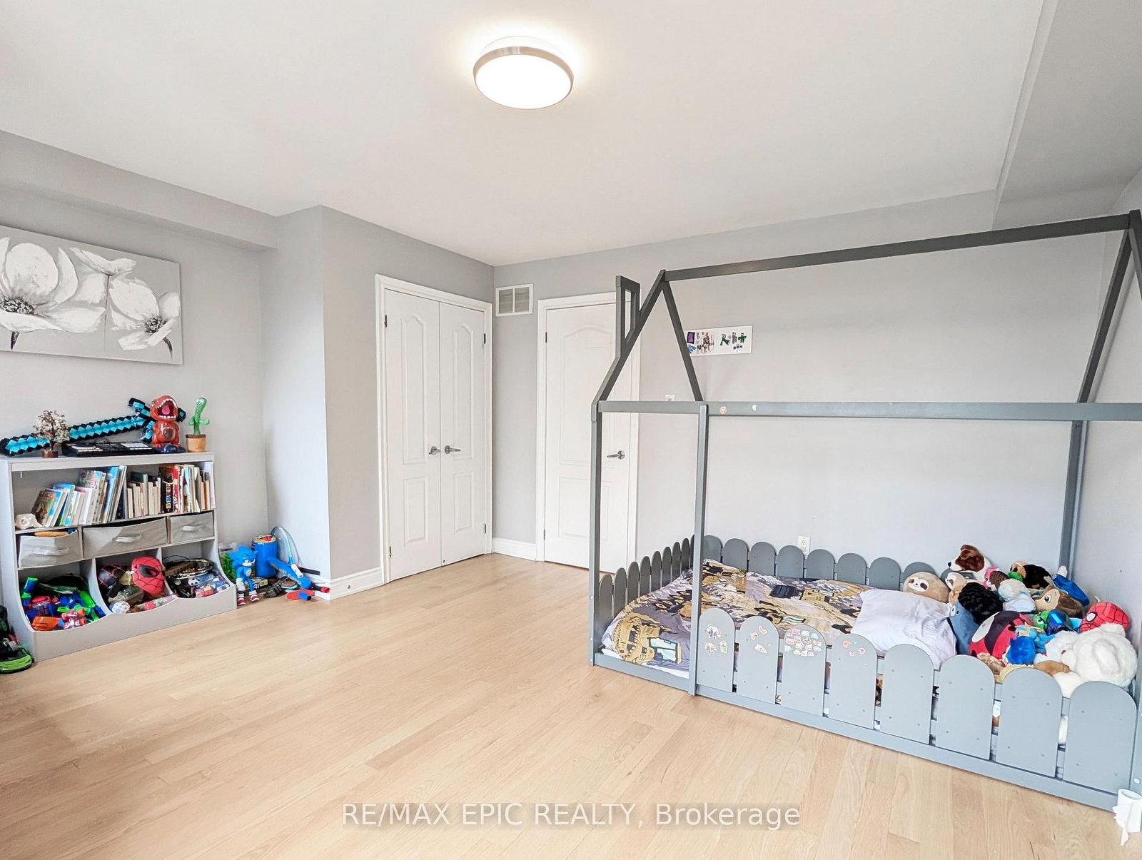 235 VAN DUSEN Boulevard, Unit 3 - Photo 11