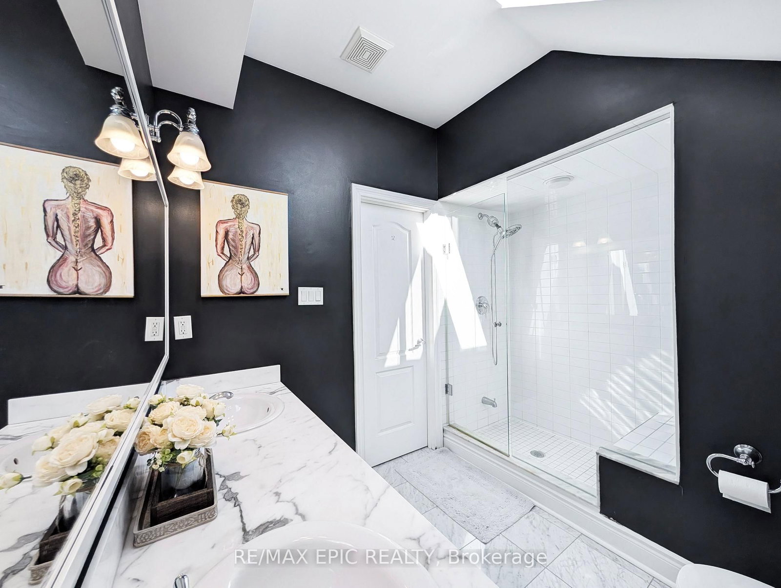 235 VAN DUSEN Boulevard, Unit 3 - Photo 18