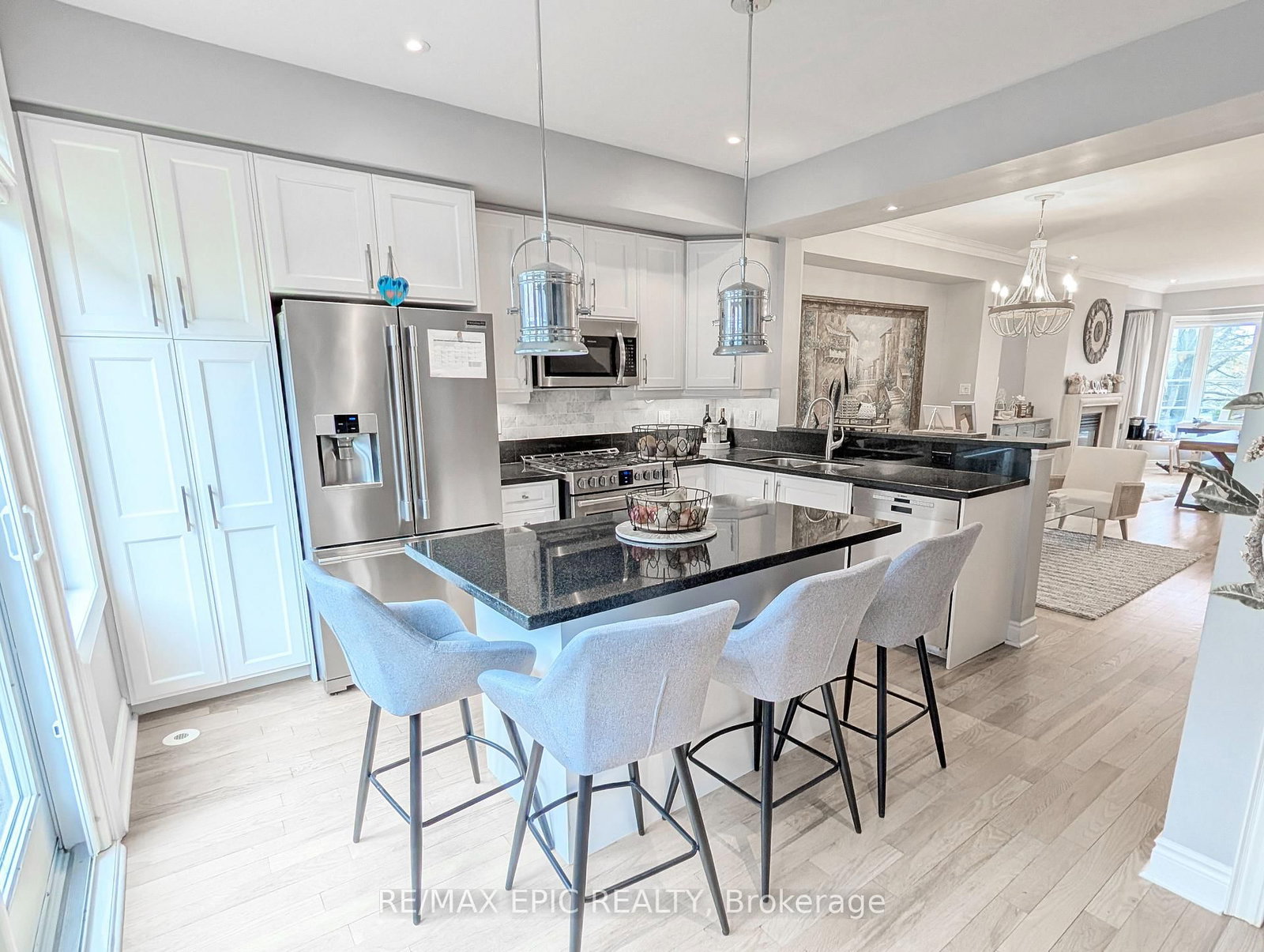 235 VAN DUSEN Boulevard, Unit 3 - Photo 7