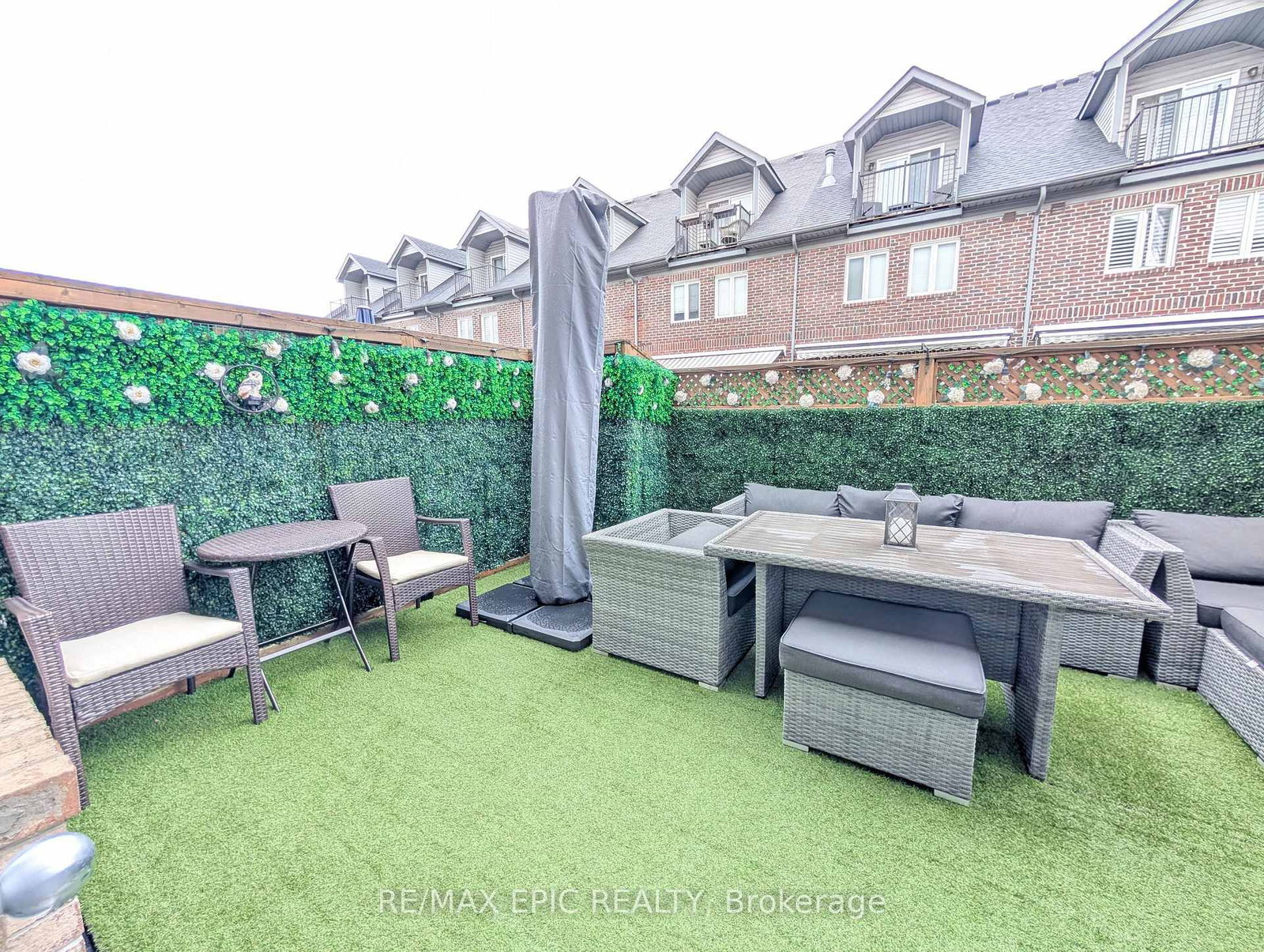 235 VAN DUSEN Boulevard, Unit 3 - Photo 8