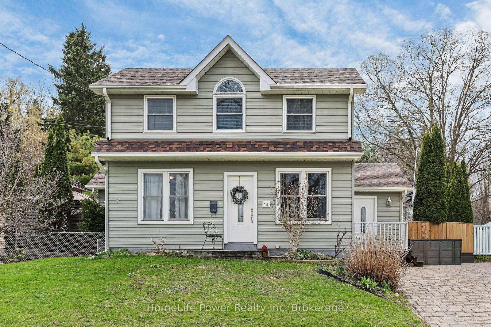 14 Erin Street - Photo 2