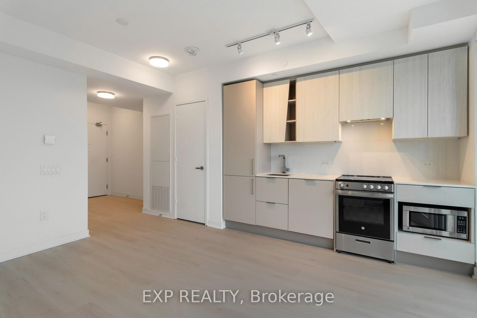 3900 Confederation Parkway, Unit 2009 - Photo 10