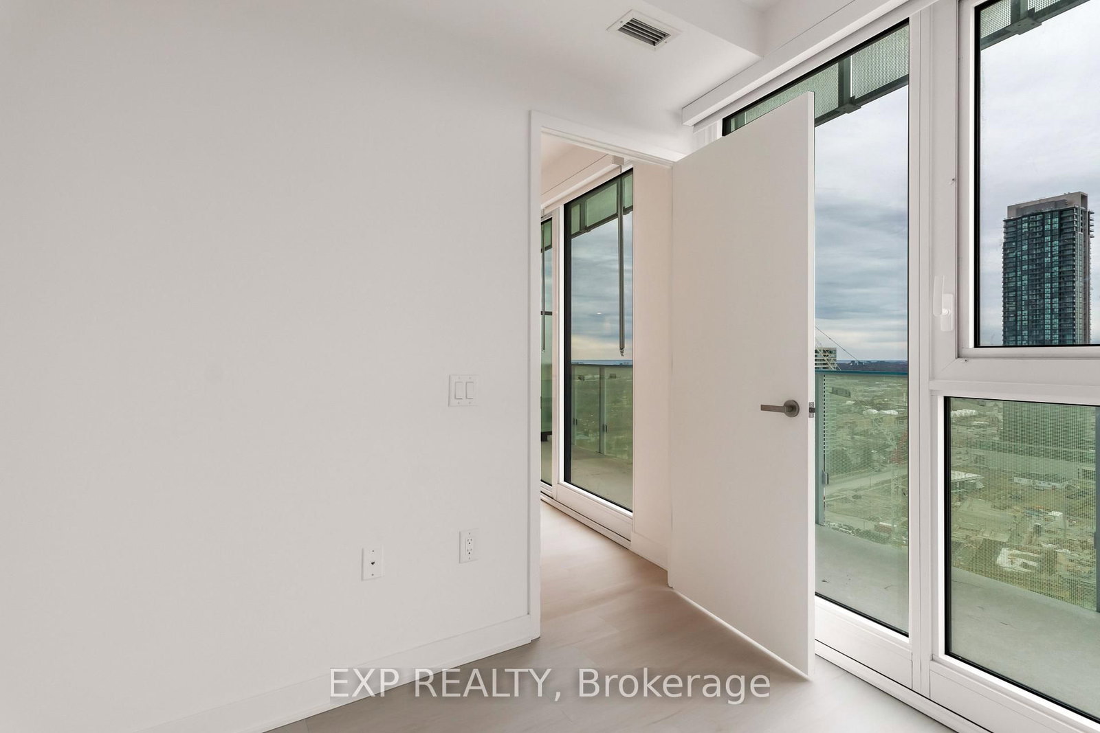 3900 Confederation Parkway, Unit 2009 - Photo 16