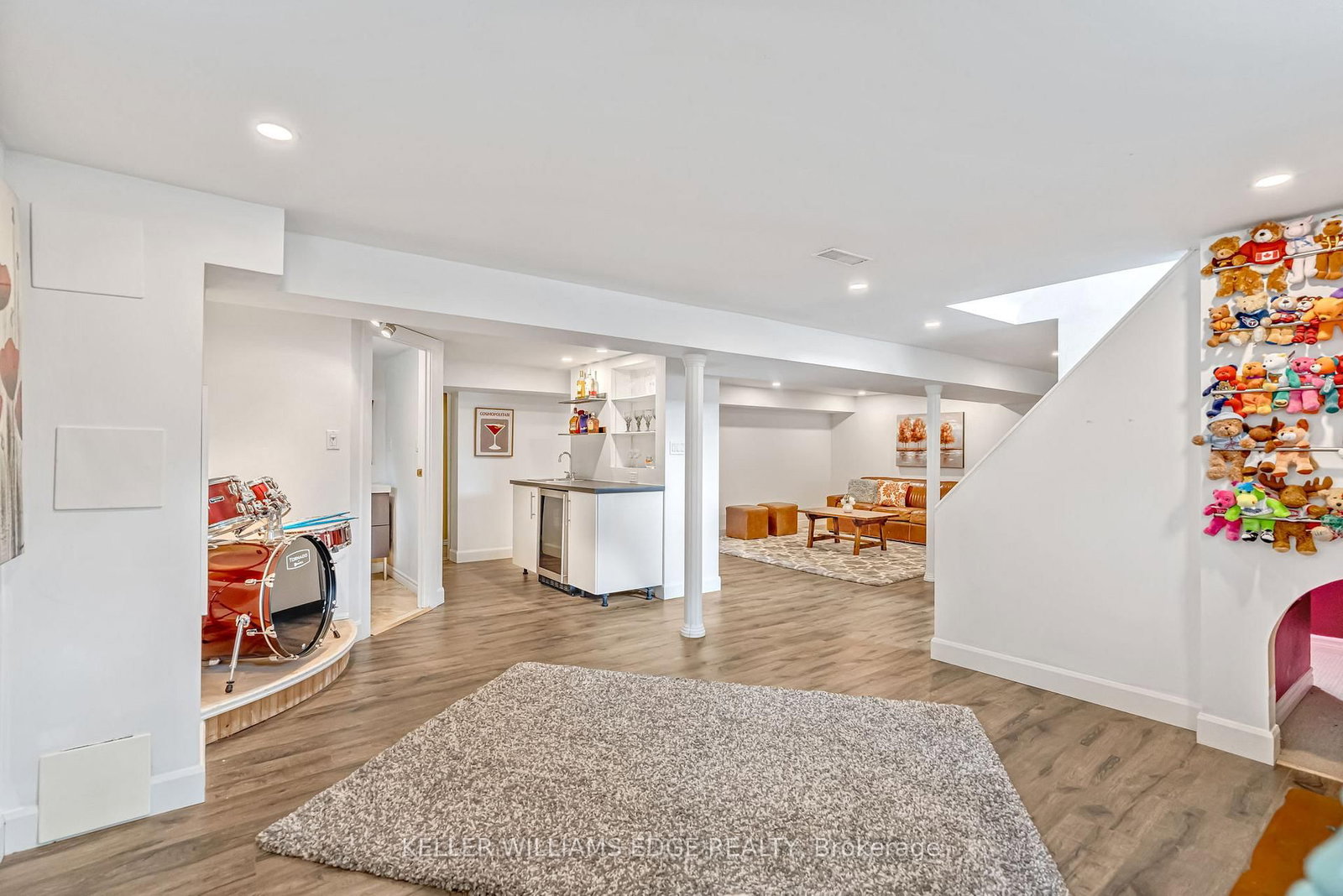 2123 Deyncourt Drive - Photo 33