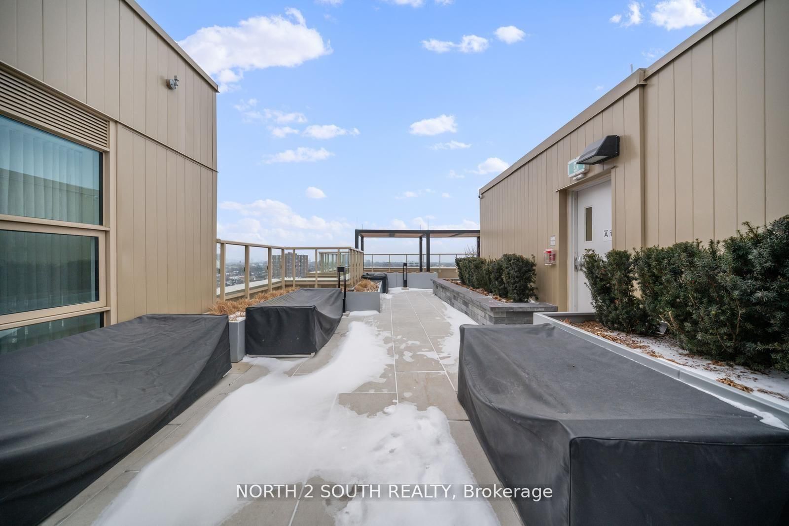 1787 St Clair Avenue W, Unit 213 - Photo 31