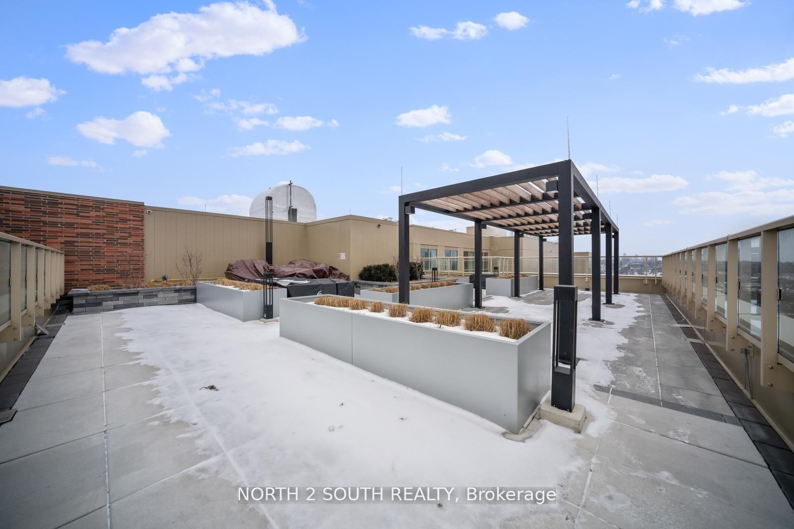 1787 St Clair Avenue W, Unit 213 - Photo 32