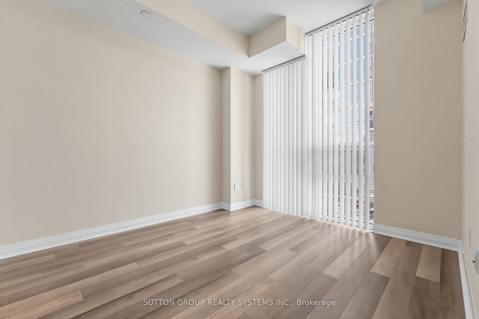 5025 Four Springs Avenue, Unit 1410 - Photo 17