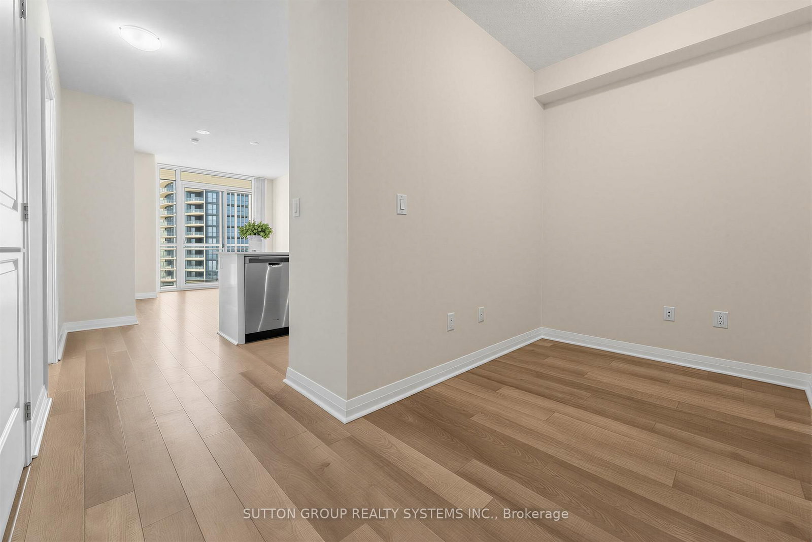 5025 Four Springs Avenue, Unit 1410 - Photo 5