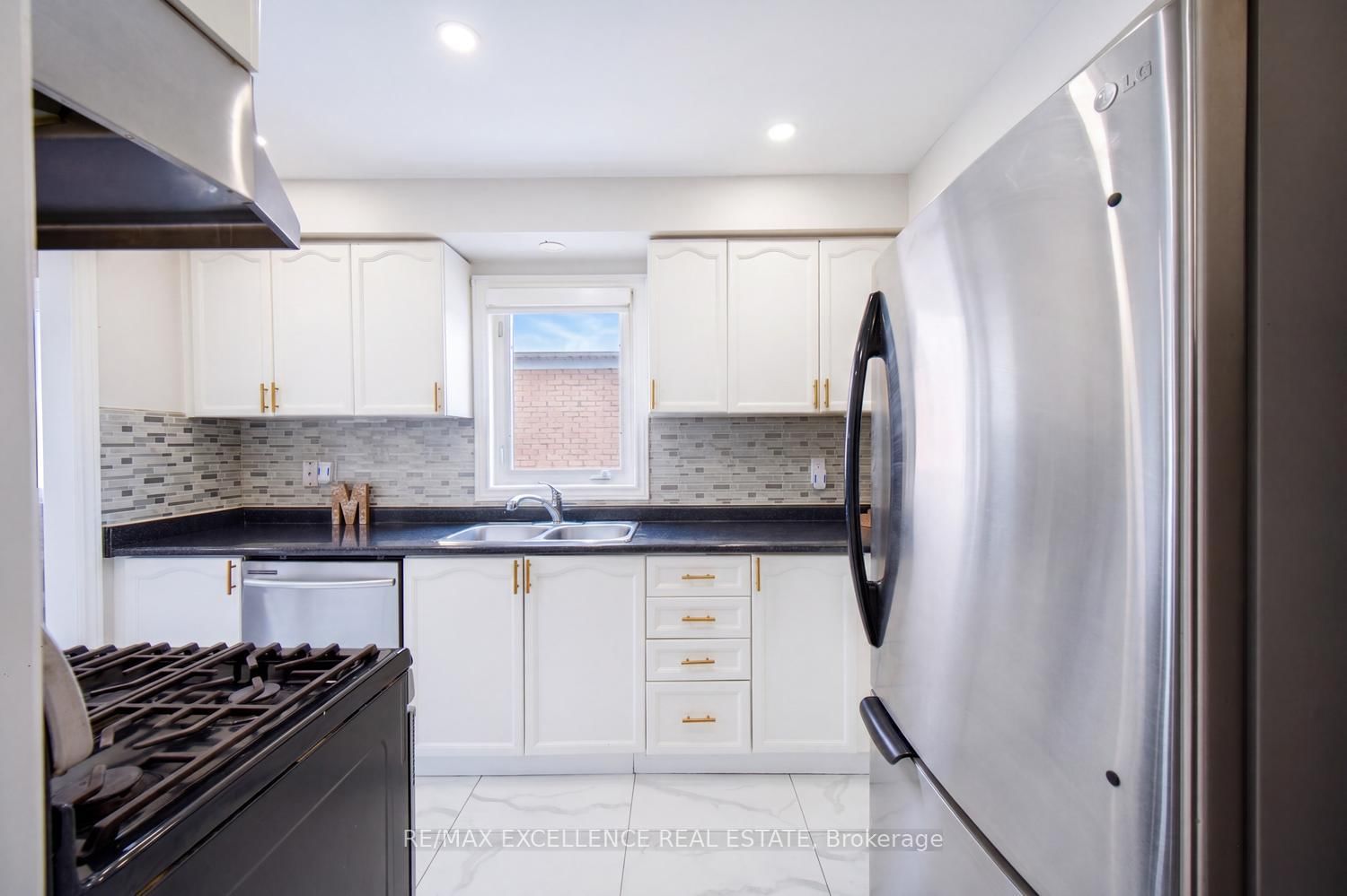 18 Manett Crescent - Photo 14