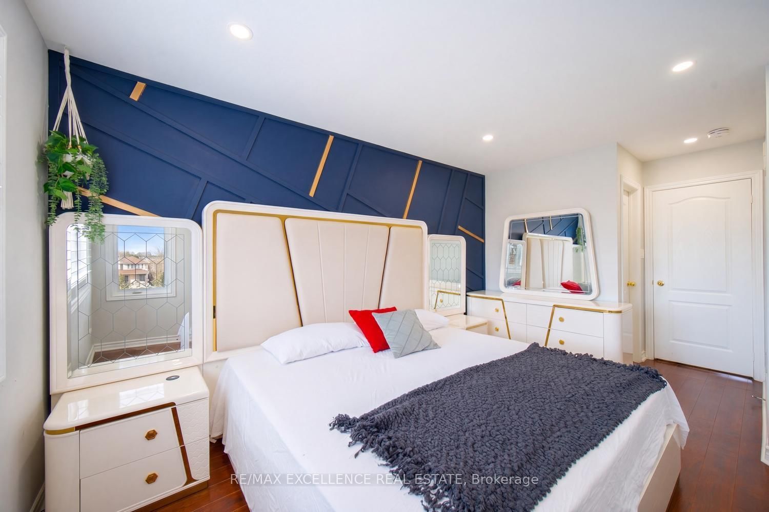 18 Manett Crescent - Photo 22