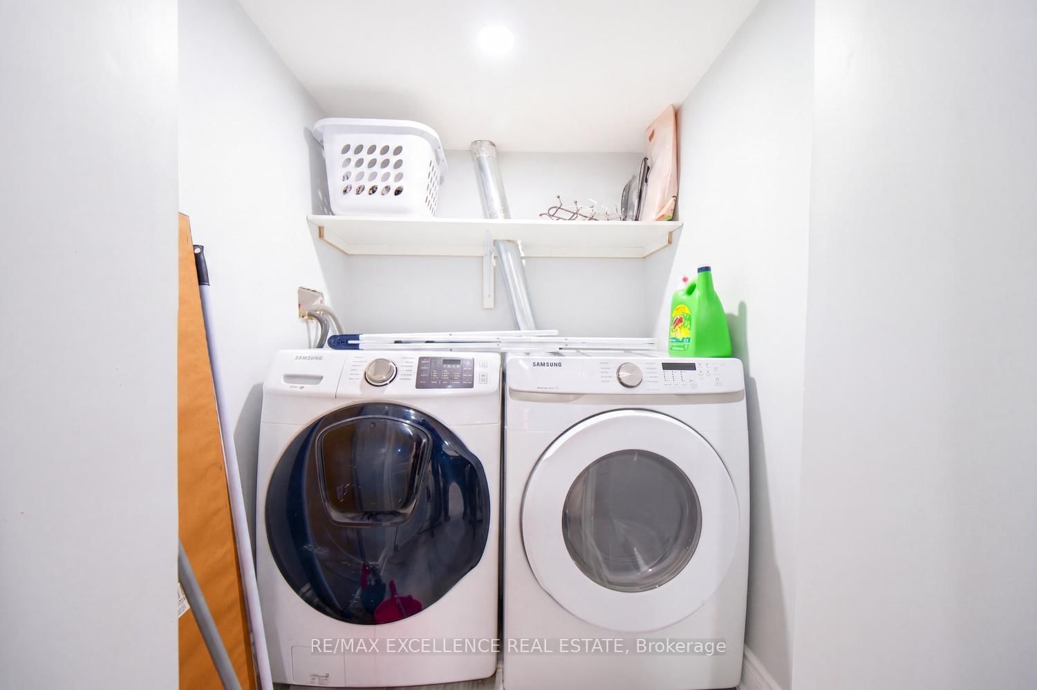 18 Manett Crescent - Photo 32