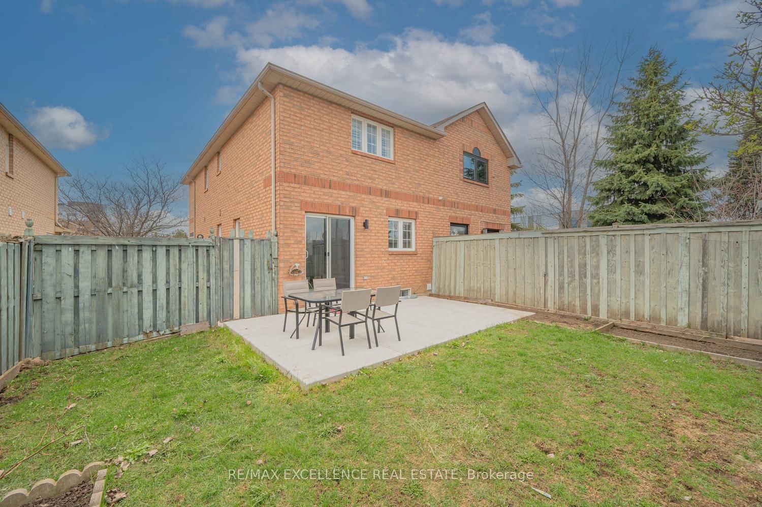 18 Manett Crescent - Photo 36