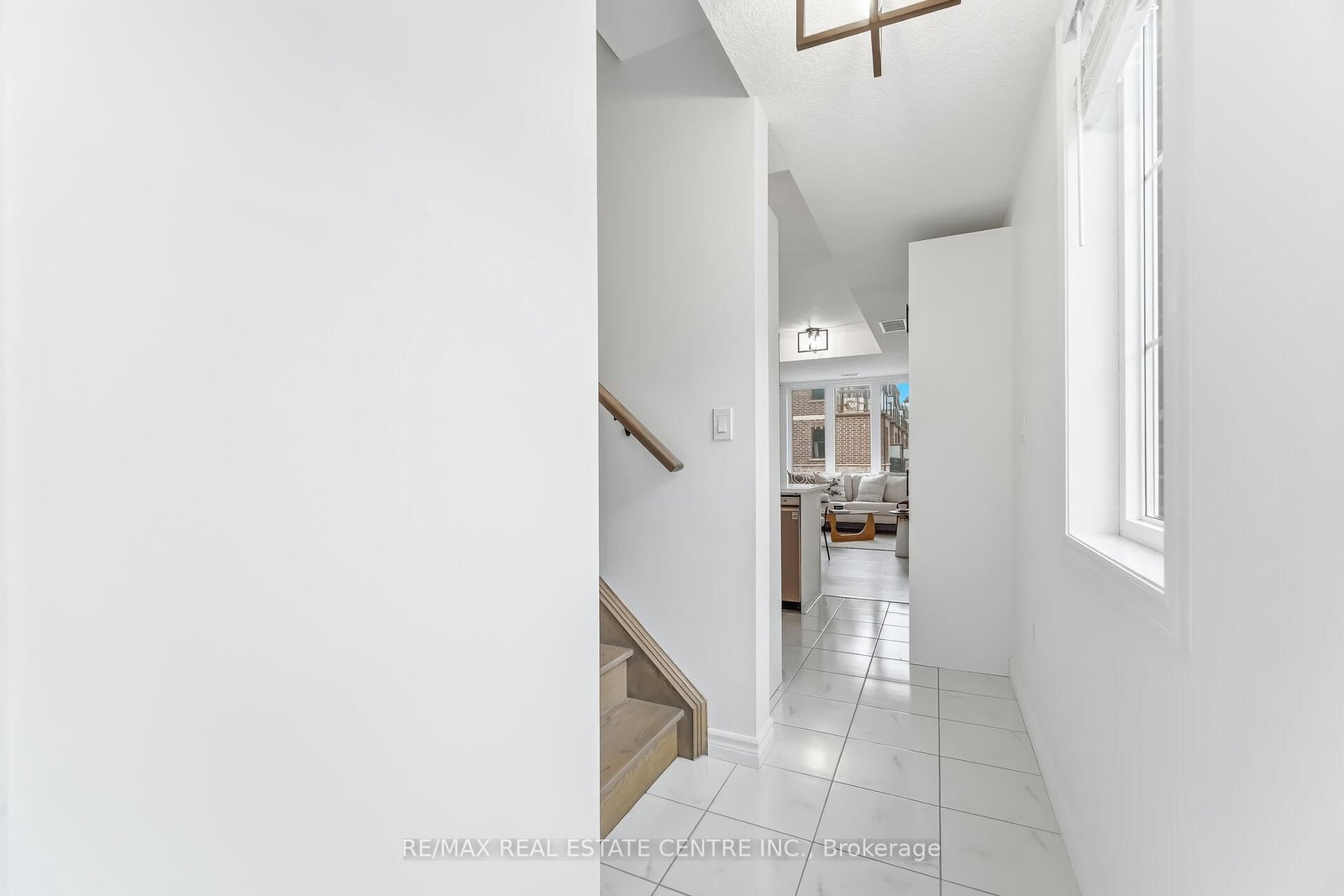 445 Ontario Street S, Unit 133 - Photo 25