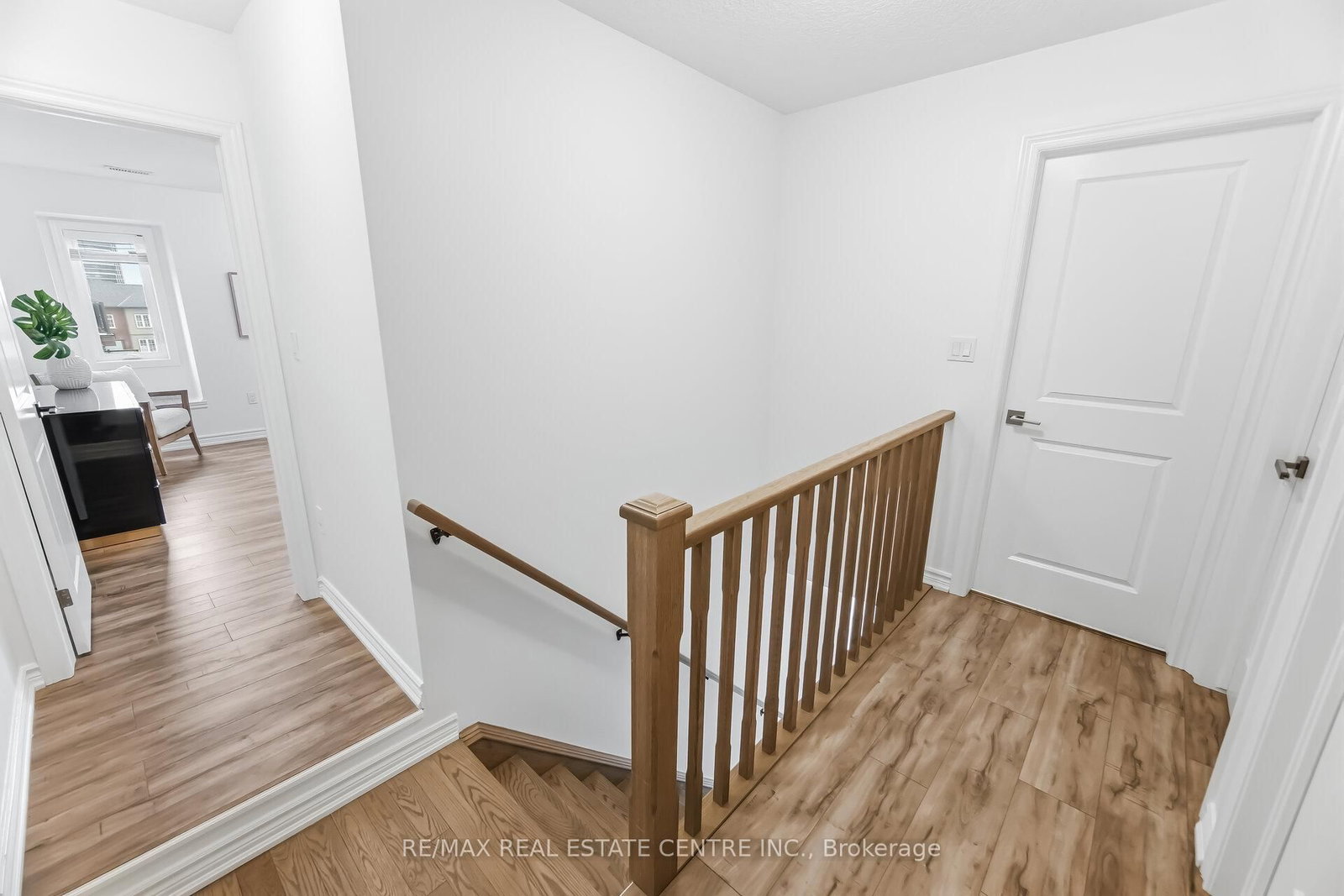 445 Ontario Street S, Unit 133 - Photo 28