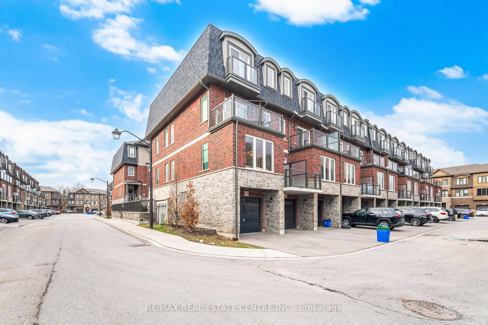 445 Ontario Street S, Unit 133 - Photo 48