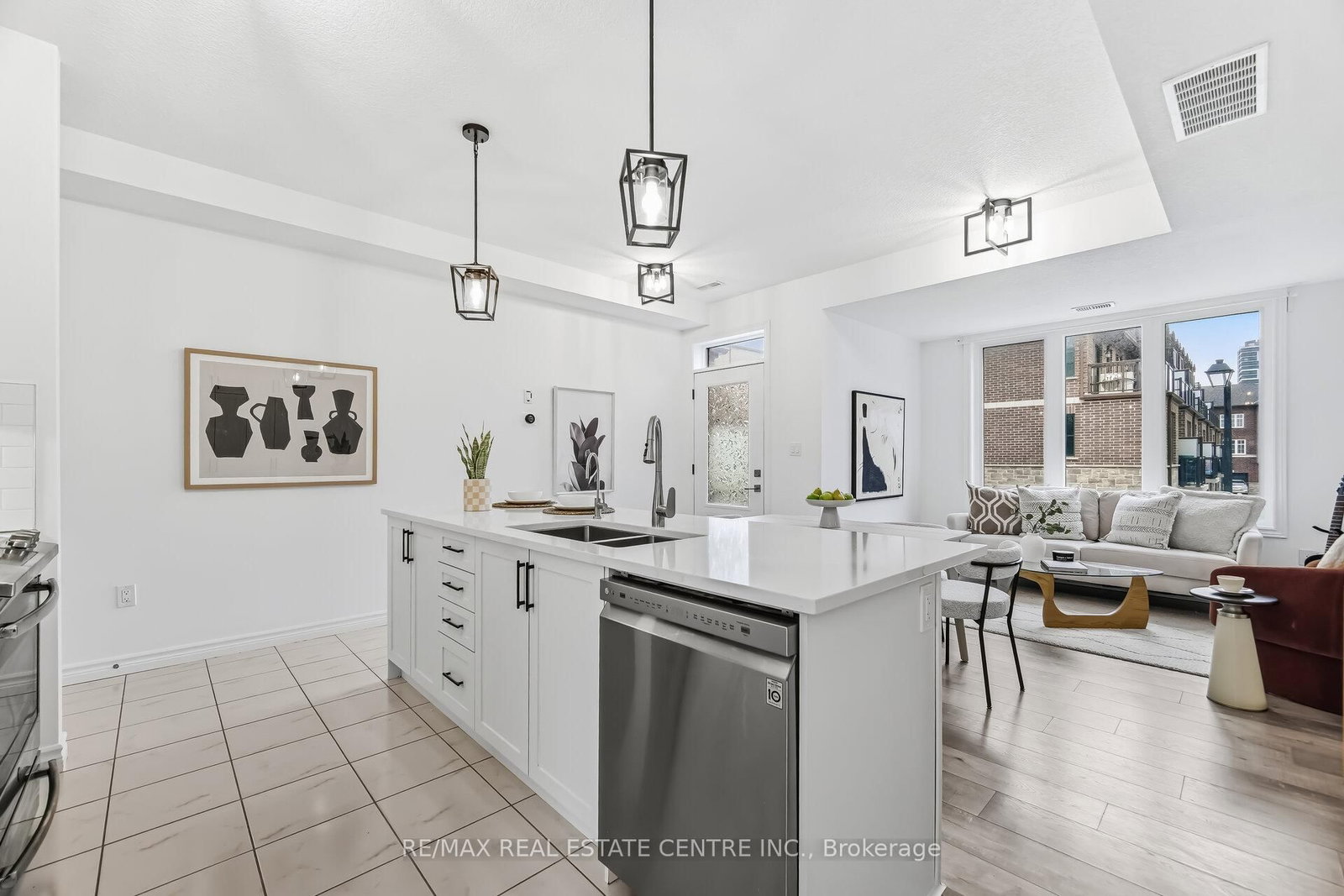 445 Ontario Street S, Unit 133 - Photo 7