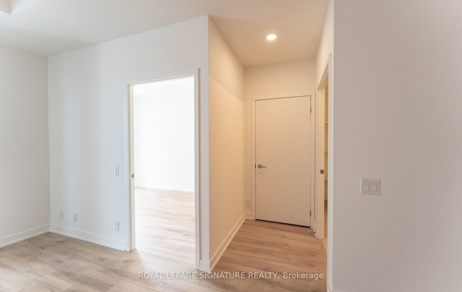 1660 Bloor Street W, Unit 404 - Photo 16