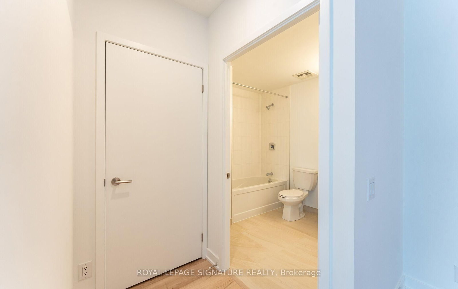 1660 Bloor Street W, Unit 404 - Photo 20