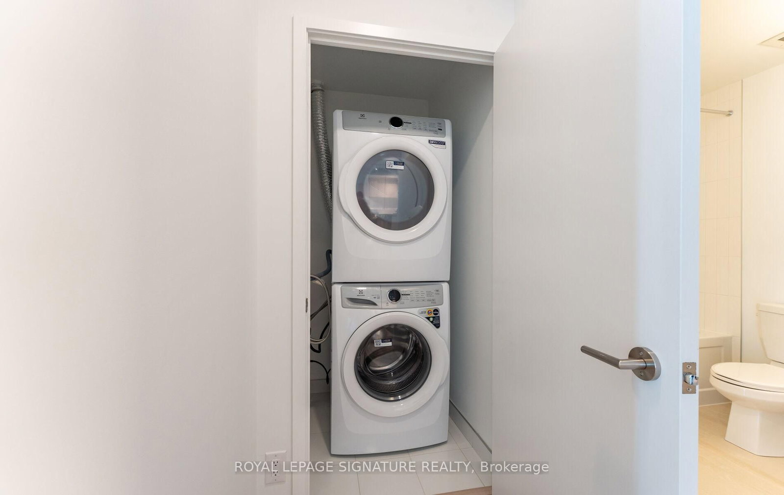 1660 Bloor Street W, Unit 404 - Photo 23