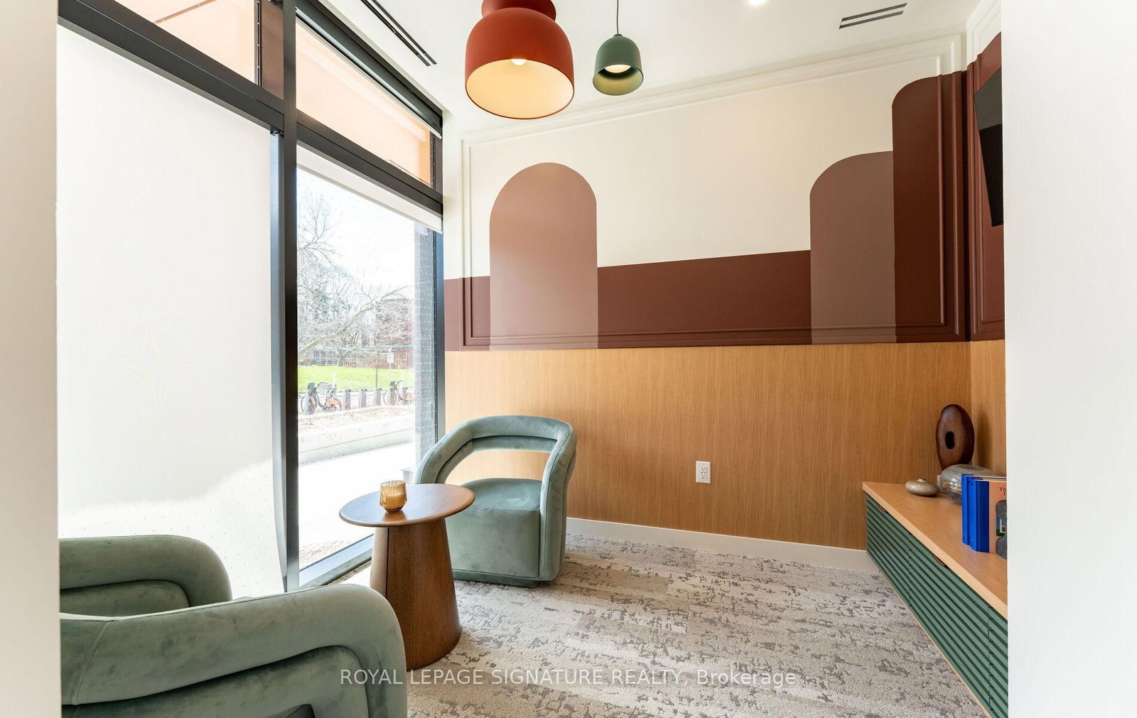 1660 Bloor Street W, Unit 404 - Photo 31