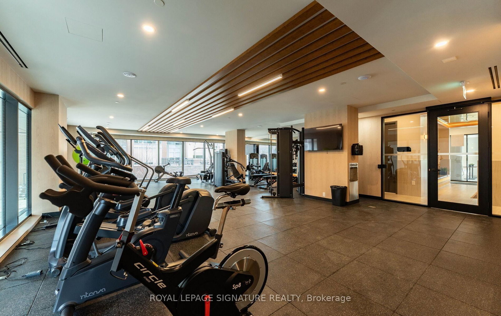 1660 Bloor Street W, Unit 404 - Photo 34