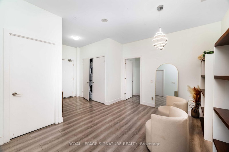 PH4 - 4011 Brickstone Mews, Mississauga, L5B 0G3 | Image 2