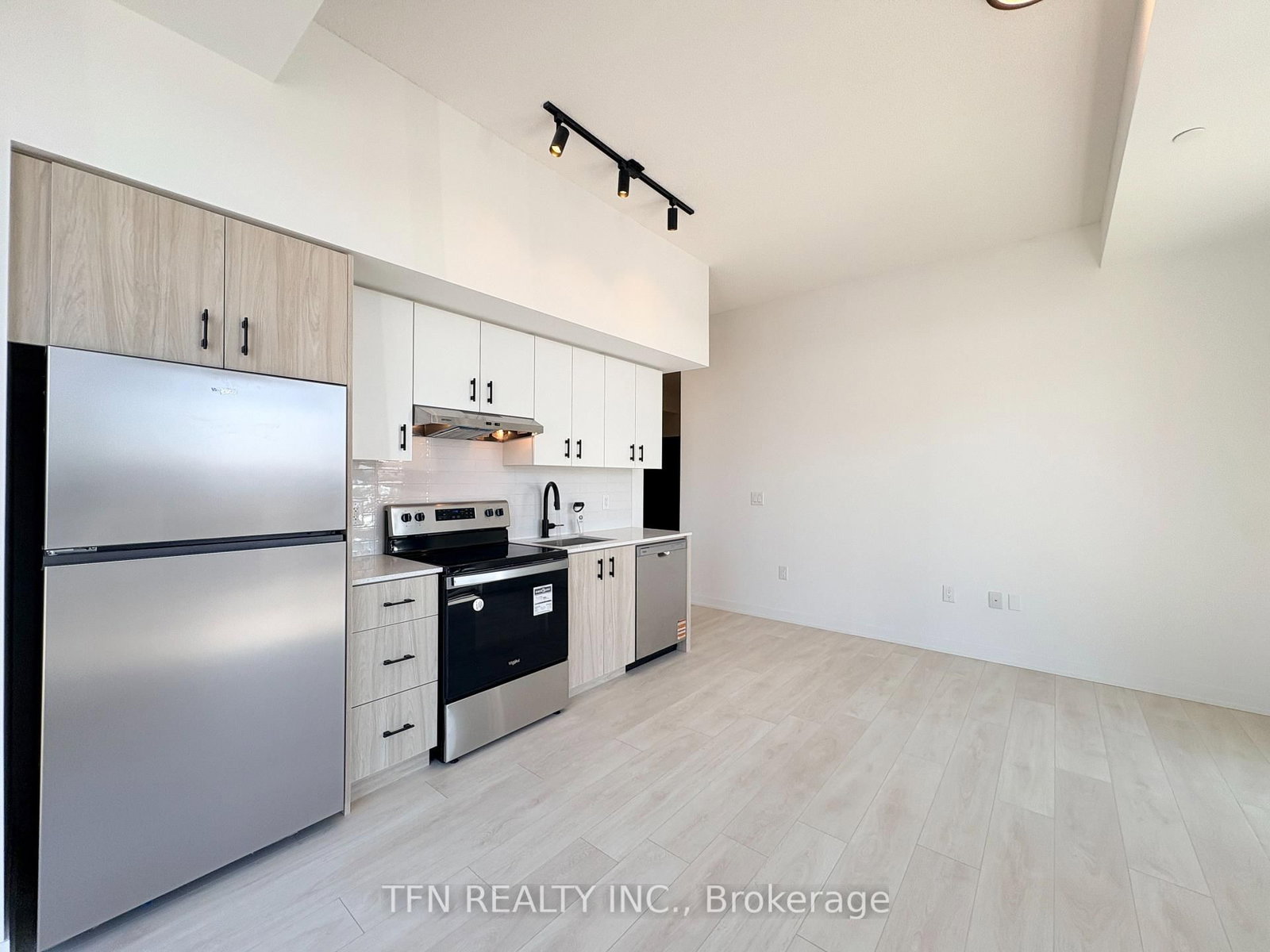 4878 Powers Common, Unit 104 - Photo 14